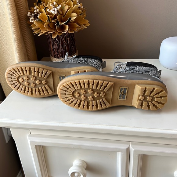 Sam Edelman Caldwell Waterproof Rain
Snow Duck Boots Silver Gray Tweed size 8 - Picture 5 of 13